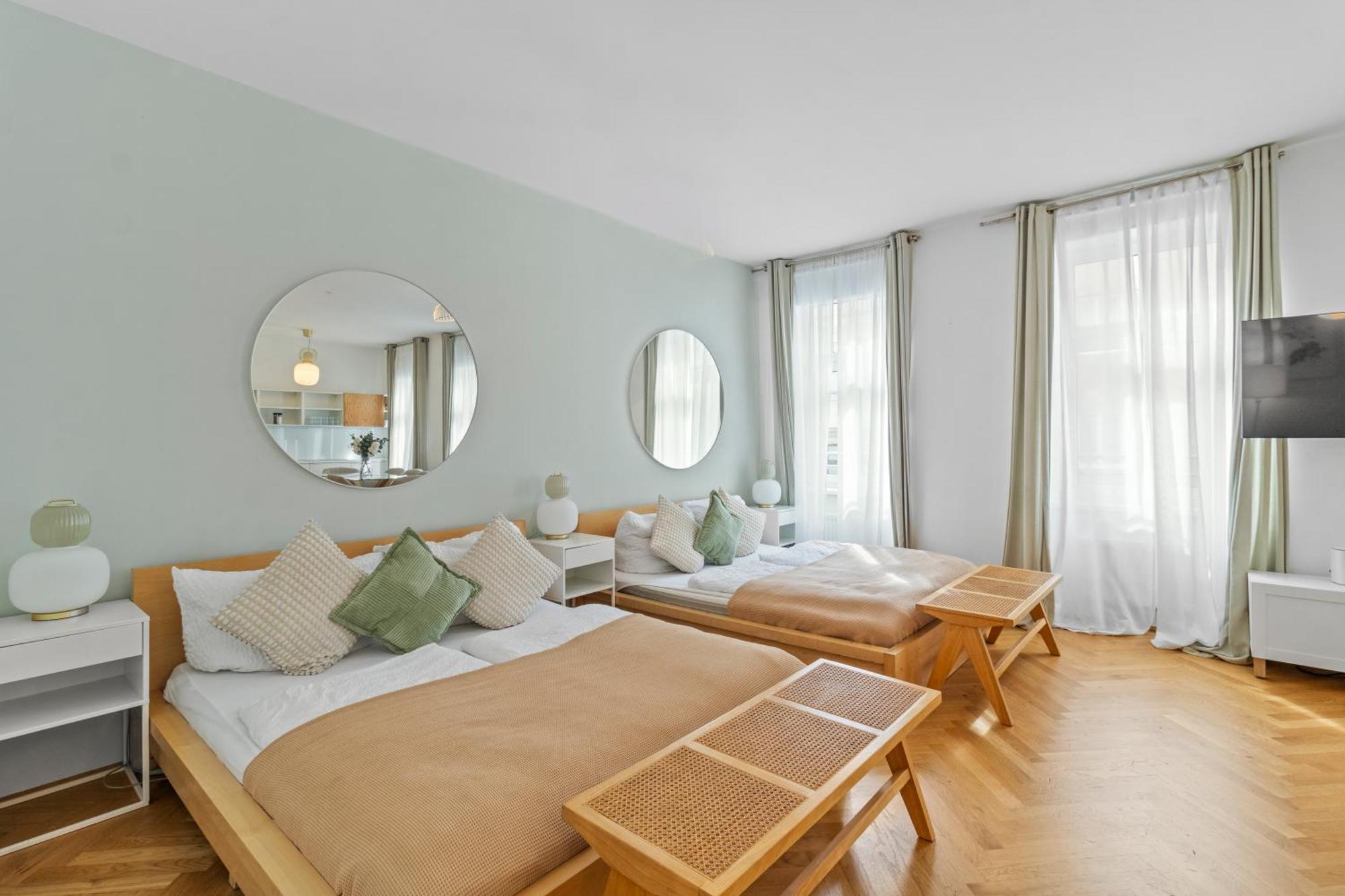 City Apartment, Two Metro Stations To Hauptbahnhof Bécs Kültér fotó